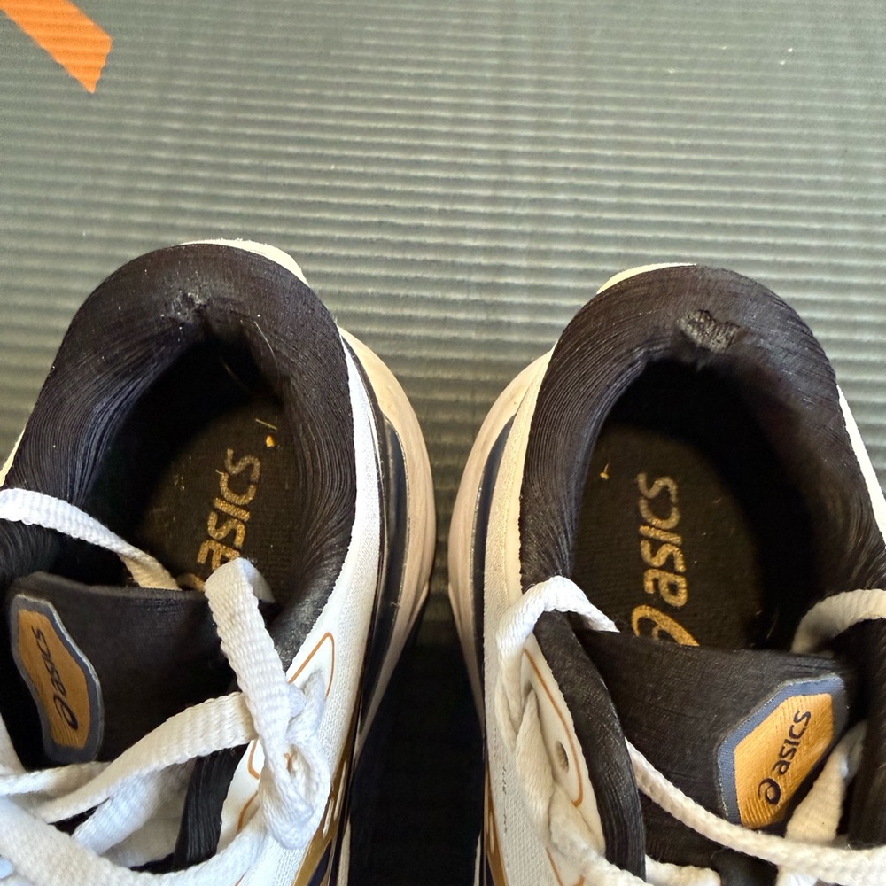 Asics Kayano 30 - Picture 6 of 8